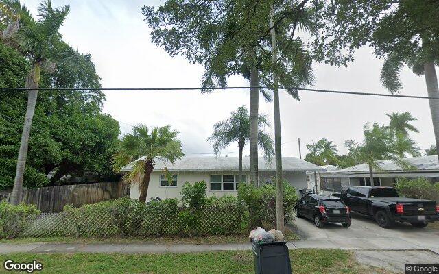 Street view of 1415 N 19 Ave