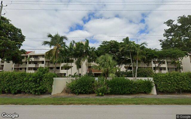 Street view of 114 Lake Emerald Dr 404