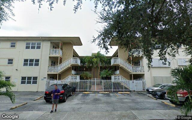 Street view of 1958 Monroe St