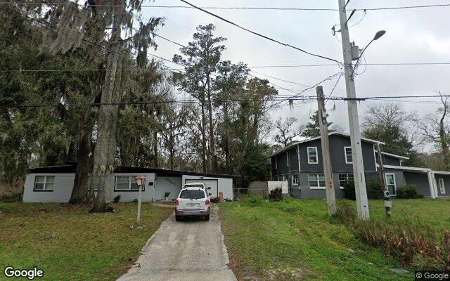Street view of 10562 Rutgers Rd