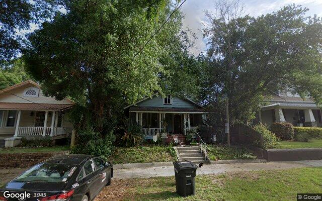 Street view of 1004 E Jackson St