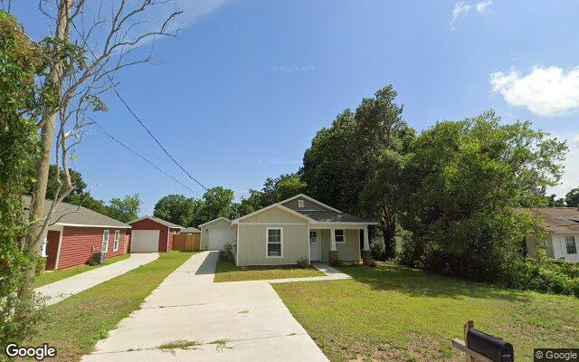 Street view of 2617 Leonard St