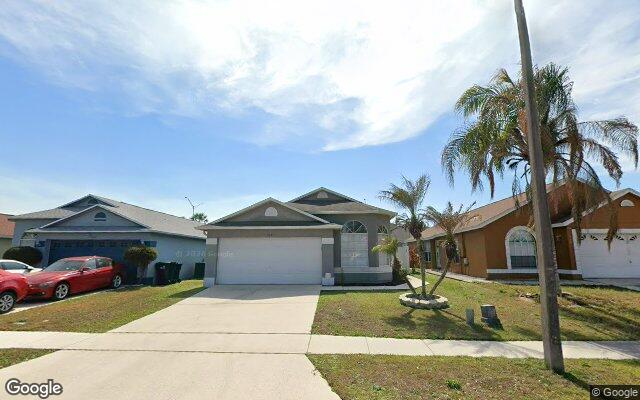 Street view of 364 Briar Bay Cir