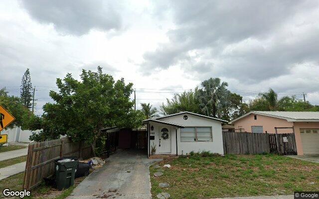 Street view of 1102 S F St