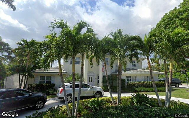 Street view of 518 Gardenia Ter