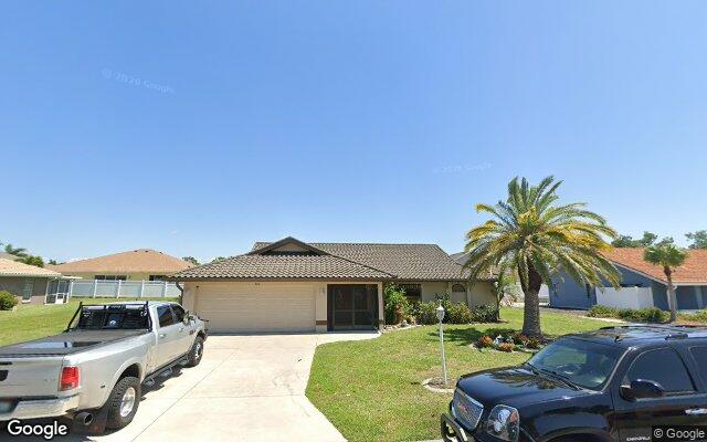 Street view of 512 Boxwood Ln