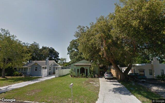 Street view of 913 Groveland Ave