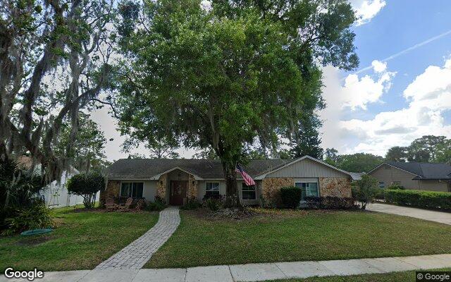 Street view of 817 Riverbend Blvd