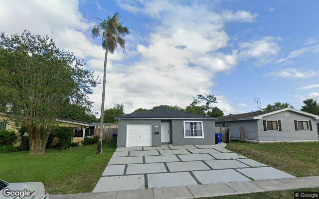 Street view of 139 Shores Blvd