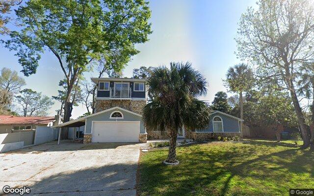 Street view of 18 Timber Tr