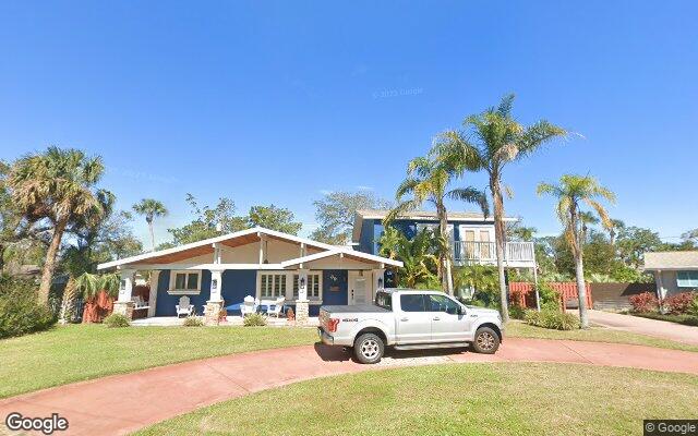 Street view of 39 Wood Haven Cir