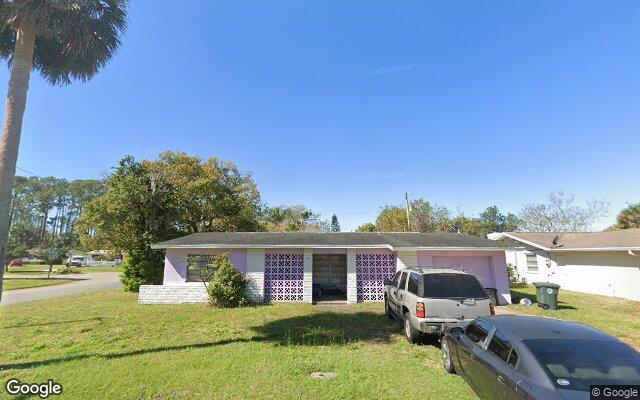 Street view of 1436 Golfview Dr
