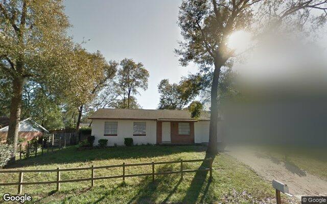 Street view of 990 Liskeard Ave