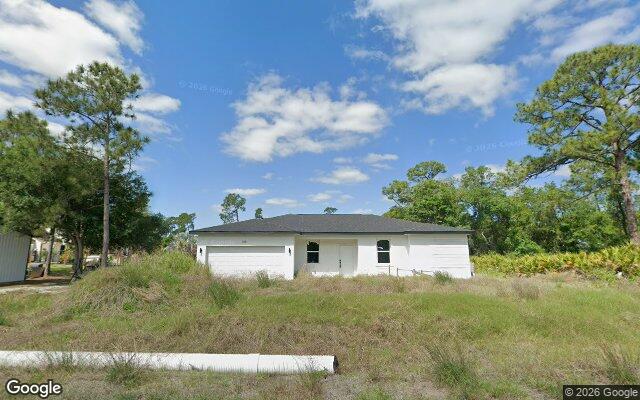Street view of 105 Ponoka St